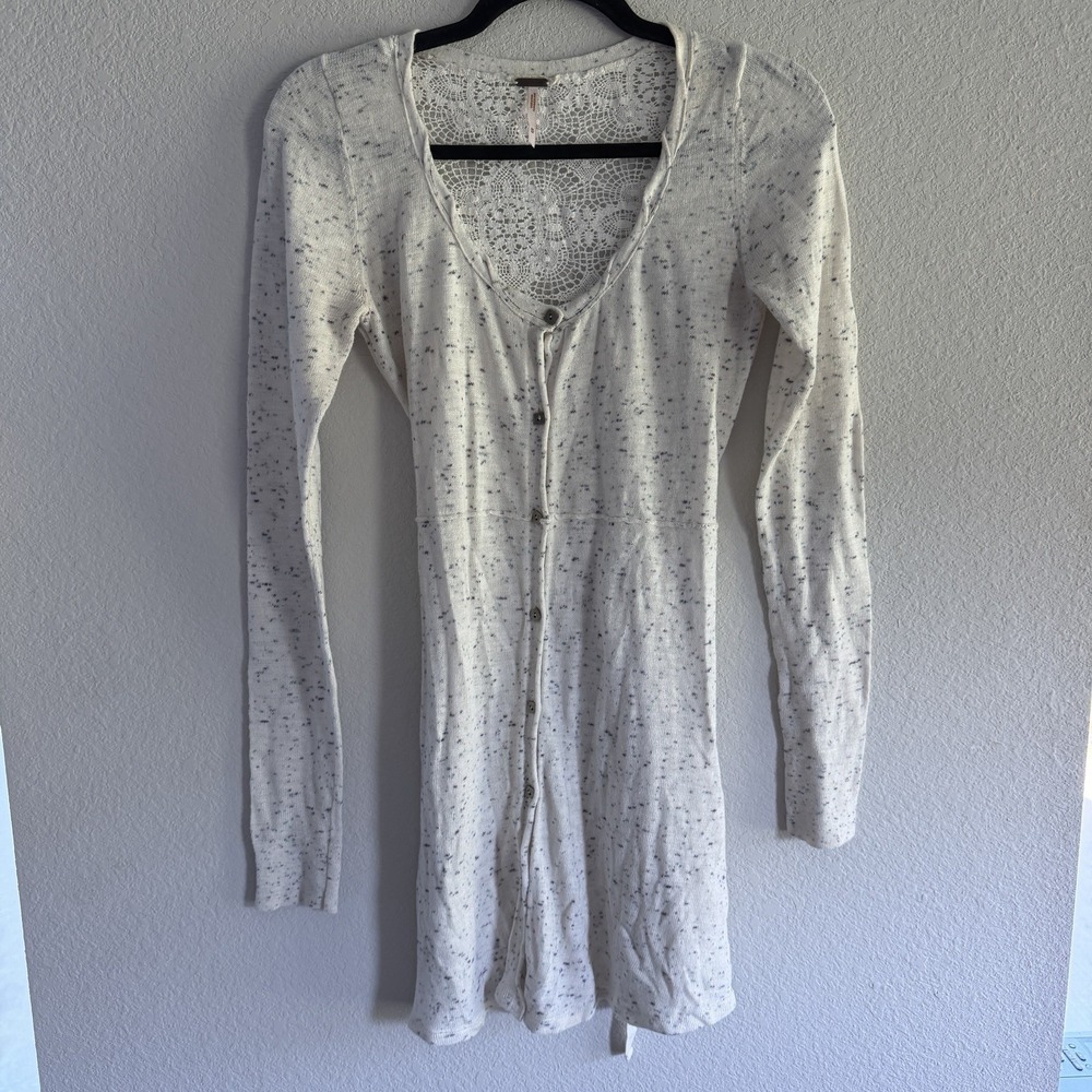 Free People SIZE M Ivory/Gray Button Down Sweater Dress tunic Lace Back